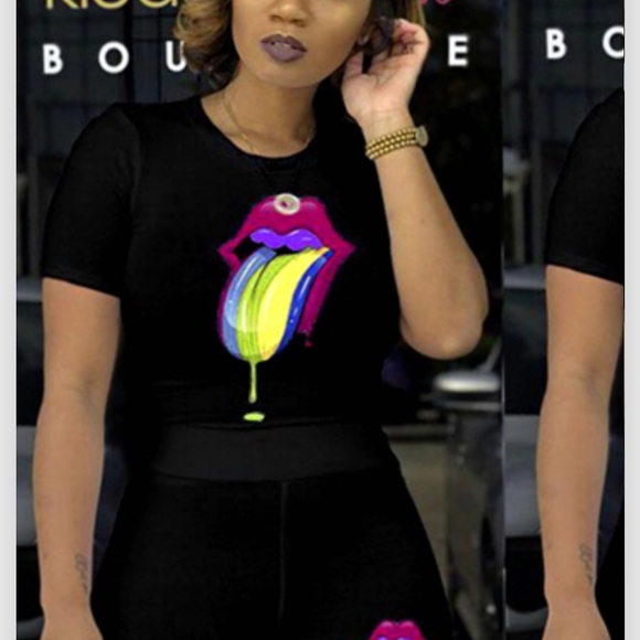 Clothes - Picture 7 of 8